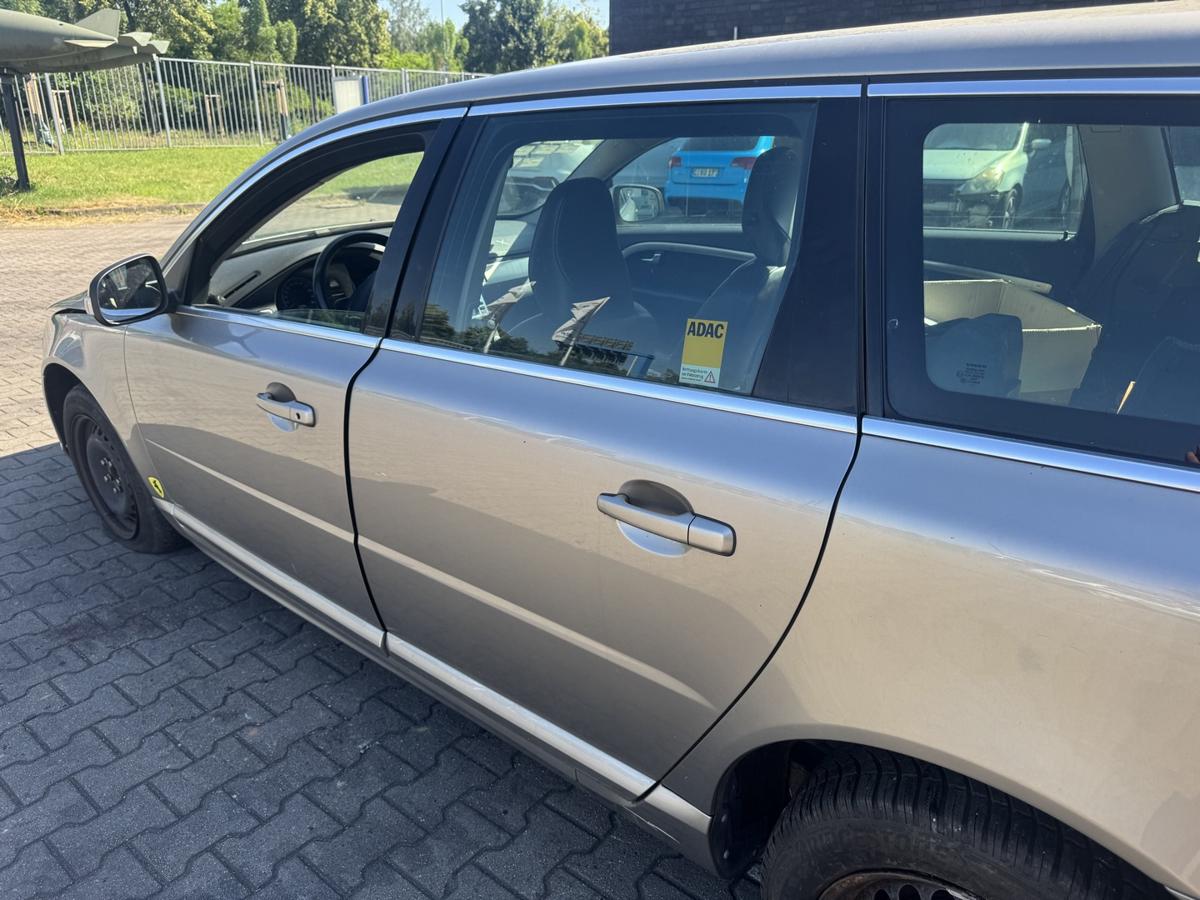 Volvo V70 original T&uuml;r hinten links 484 Seashell Metallic Kombi Rohbau Bj.2009
